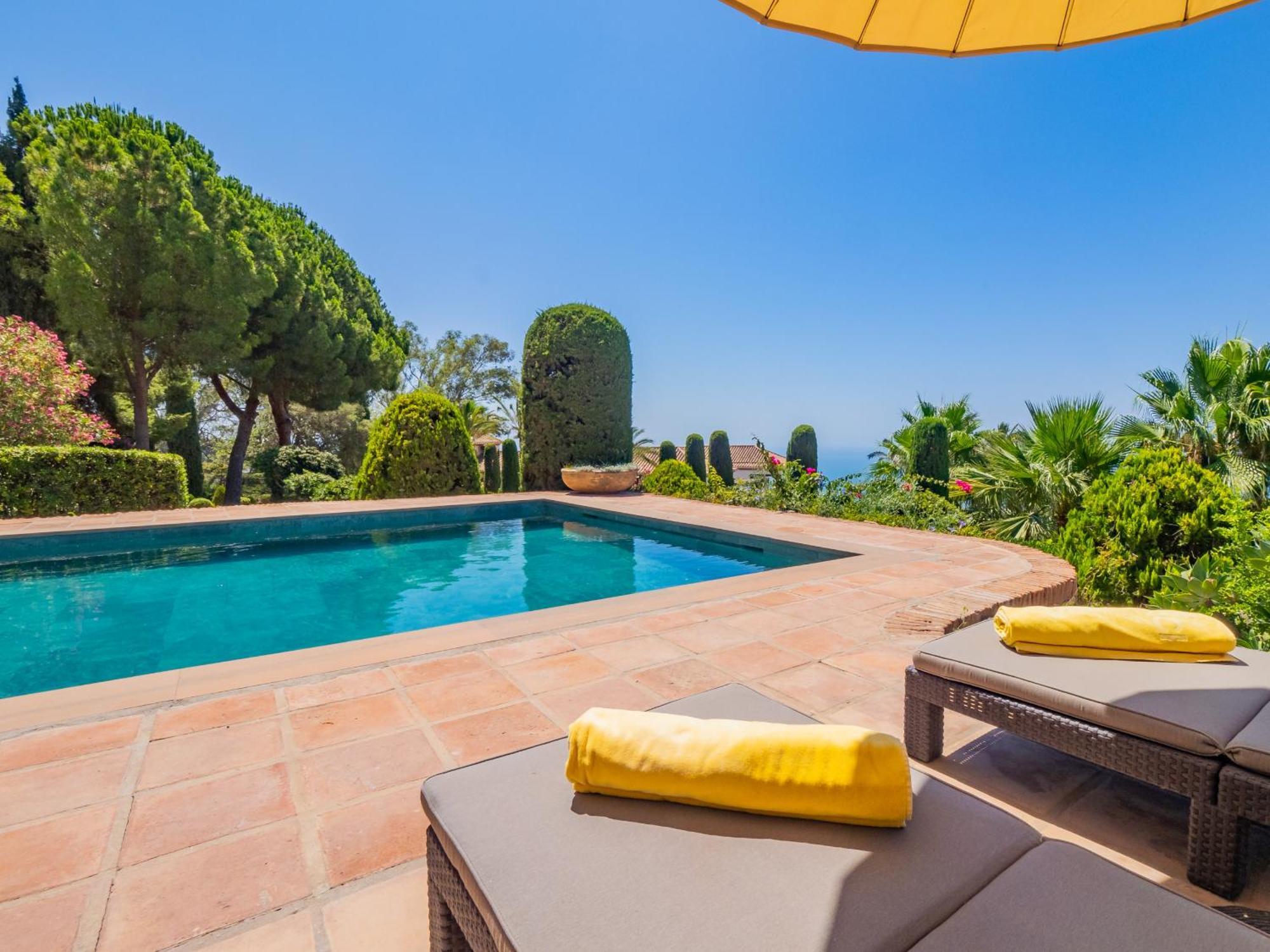 Cubo'S Mountain Bayview Luxury Villa Malaga Ngoại thất bức ảnh