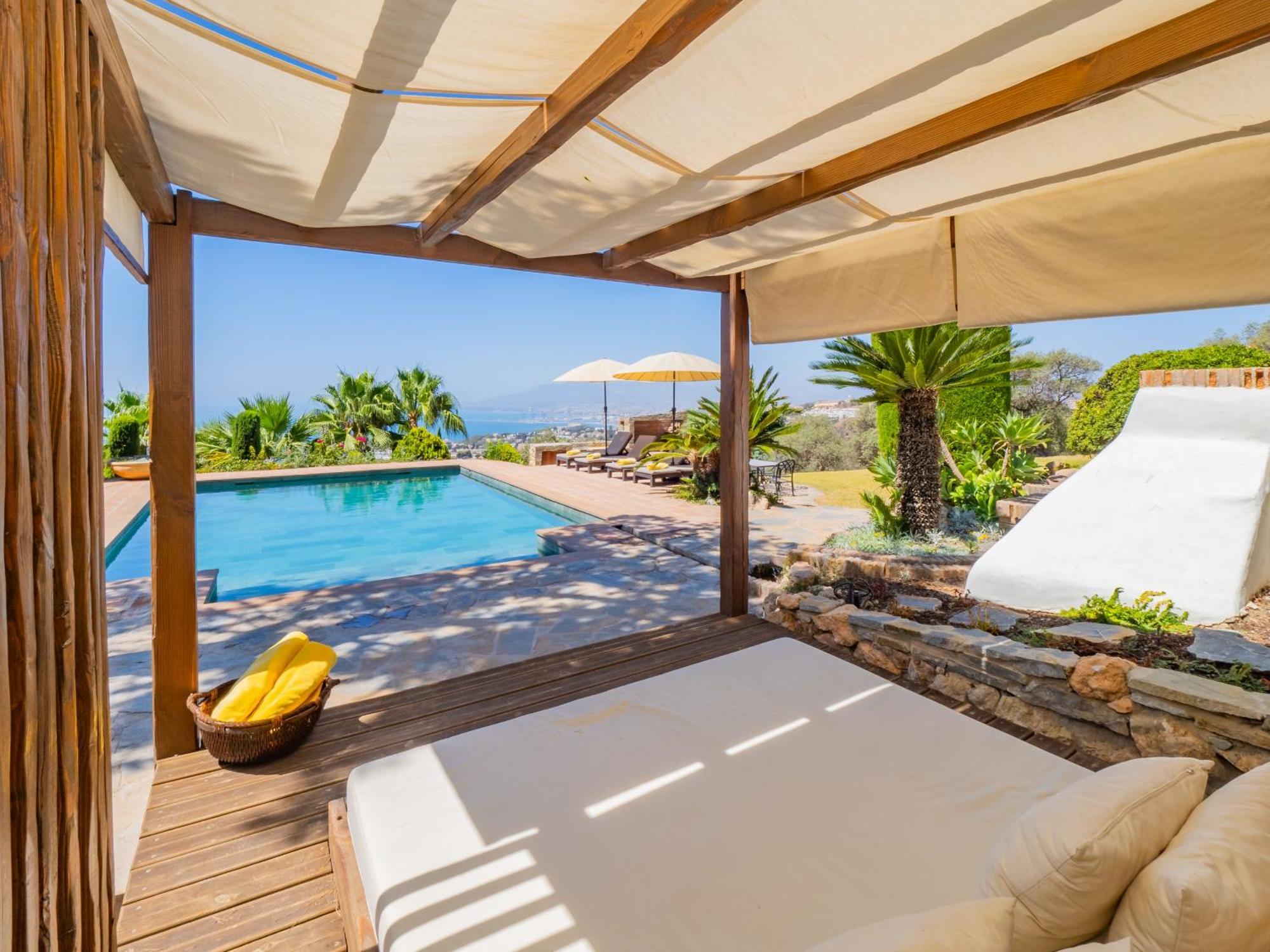 Cubo'S Mountain Bayview Luxury Villa Malaga Ngoại thất bức ảnh